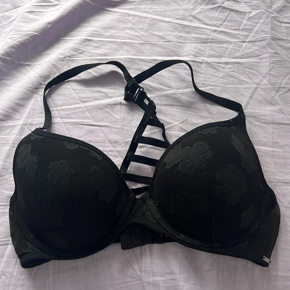 VS/PINK black racerback lace bra